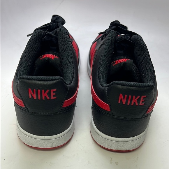 Men’s Nike Court Vision Low Sneakers Black and Red 11.5 New W/O Box - Picture 5 of 8